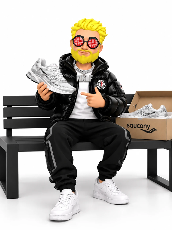 SAUCONY